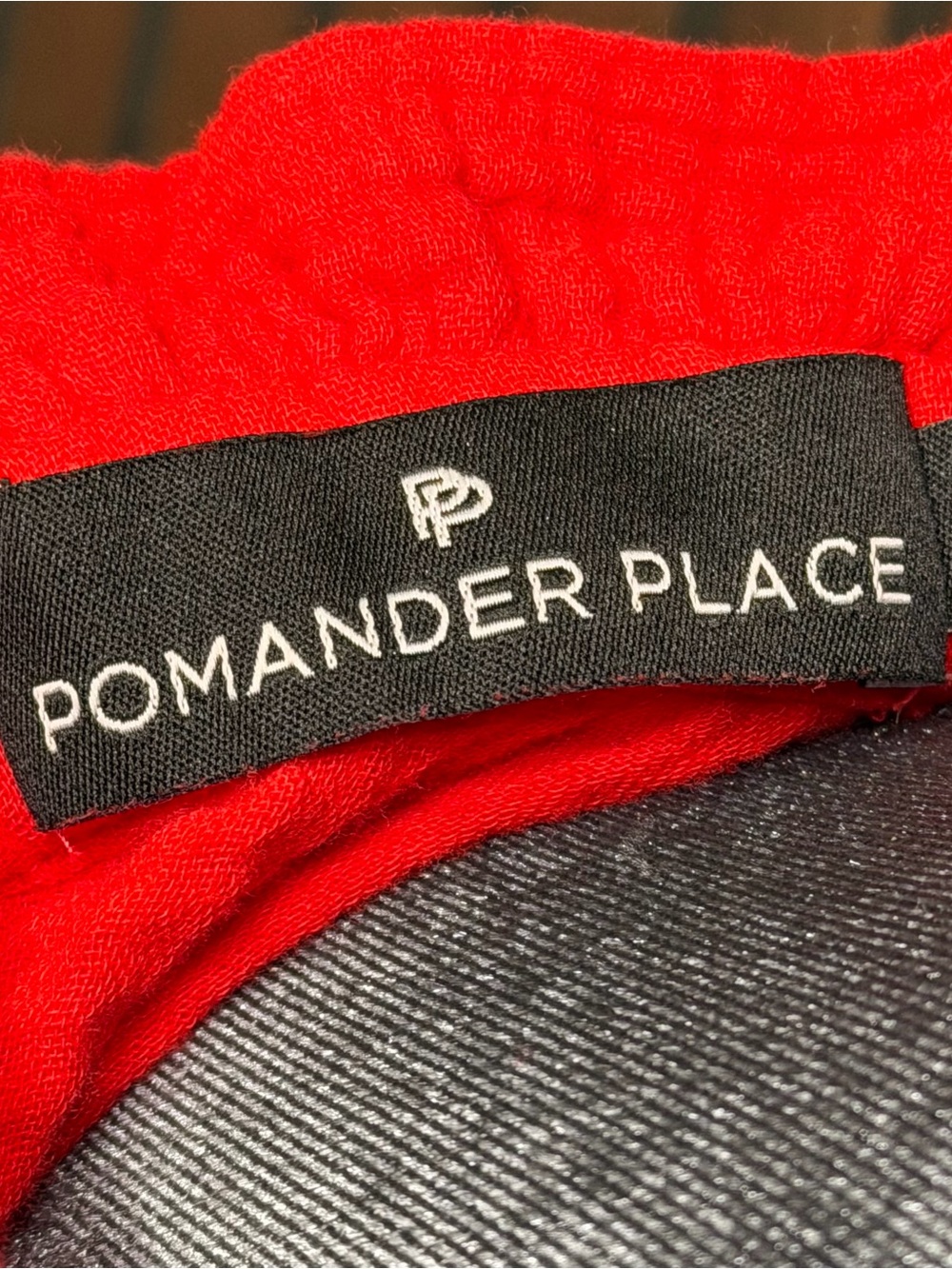 Pomander Place Red Textured Tiered Sleeveless Mini Dress - Picture 4 of 4